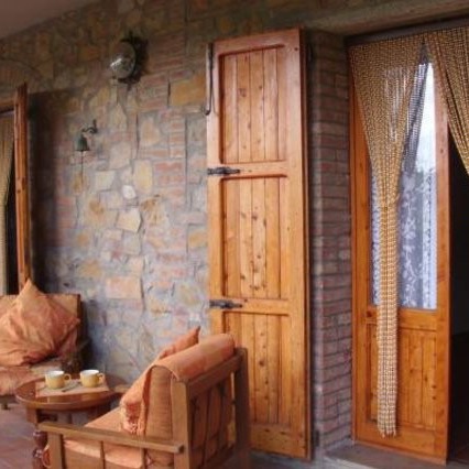 Apartments between woods and truffles