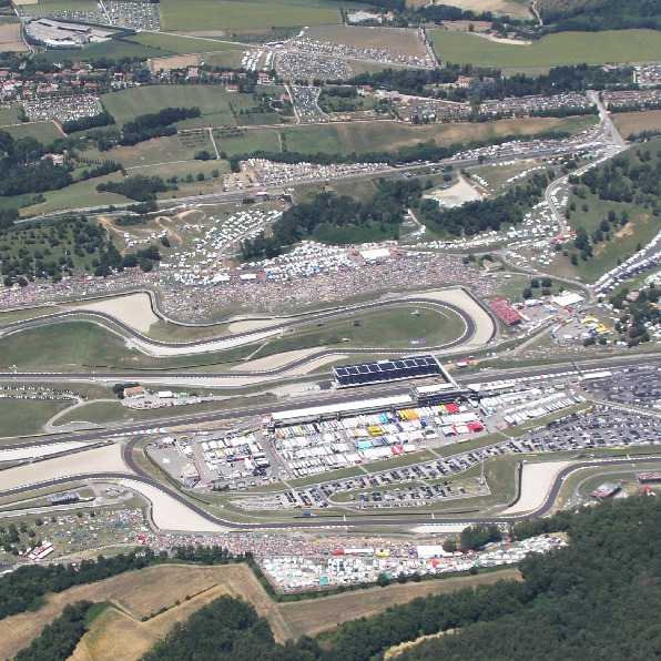 Piccolo borgo nel cuore verde del Mugello