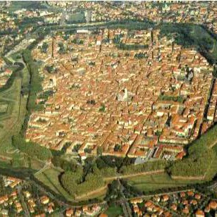 Villa con piscina & idromassaggi a Lucca