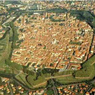 Villa with pool & whirlpol around Lucca