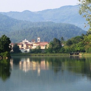 Medieval resort with olive oil tasting