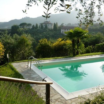 Villa with swimmingpool near Lucca