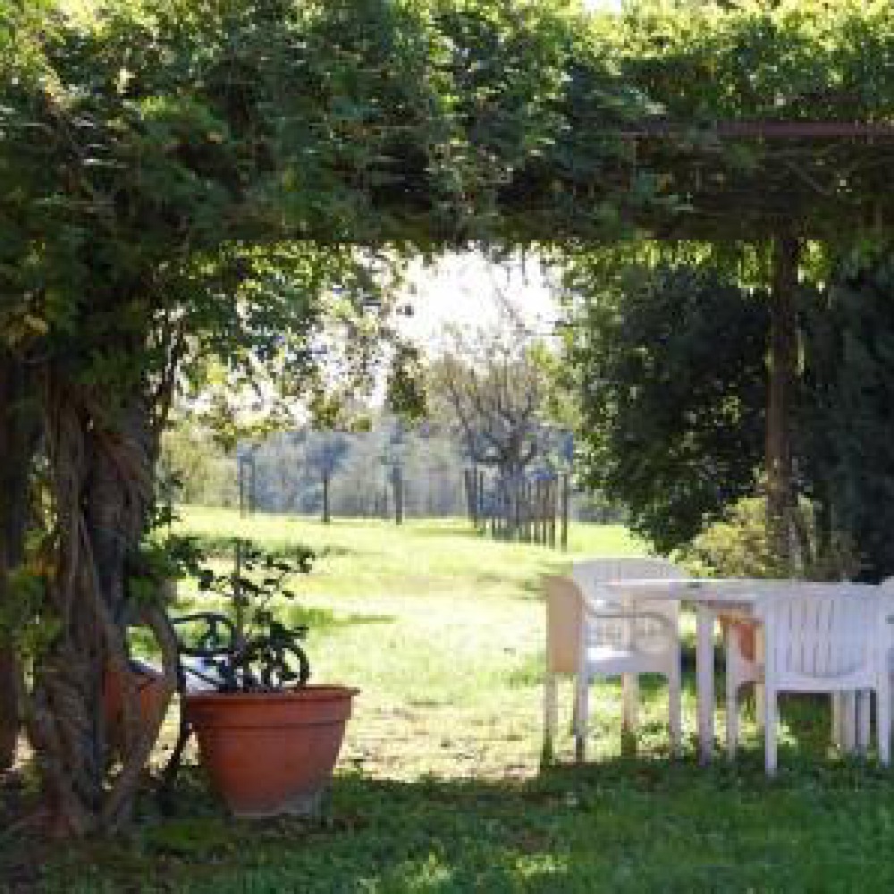 Countryhouse with pool  on Pisa hills