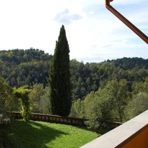 Countryhouse with pool  on Pisa hills