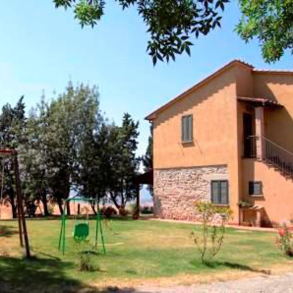 Farm in the hills of Volterra