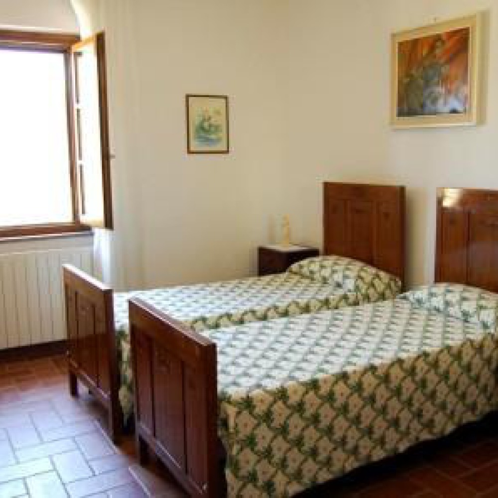 Farm in the hills of Volterra