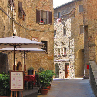 Farm in the hills of Volterra