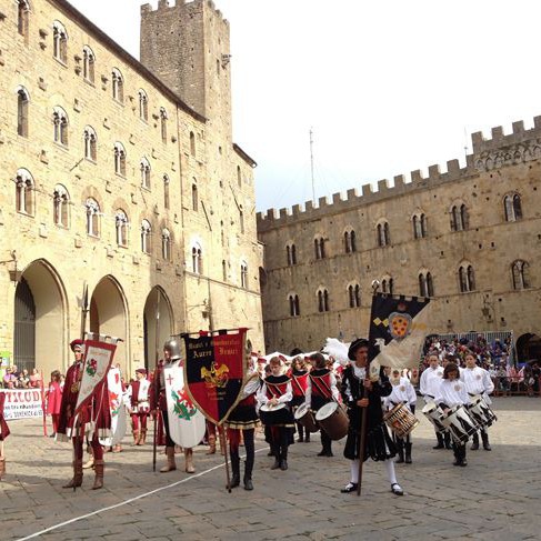 Podere tra le colline di Volterra