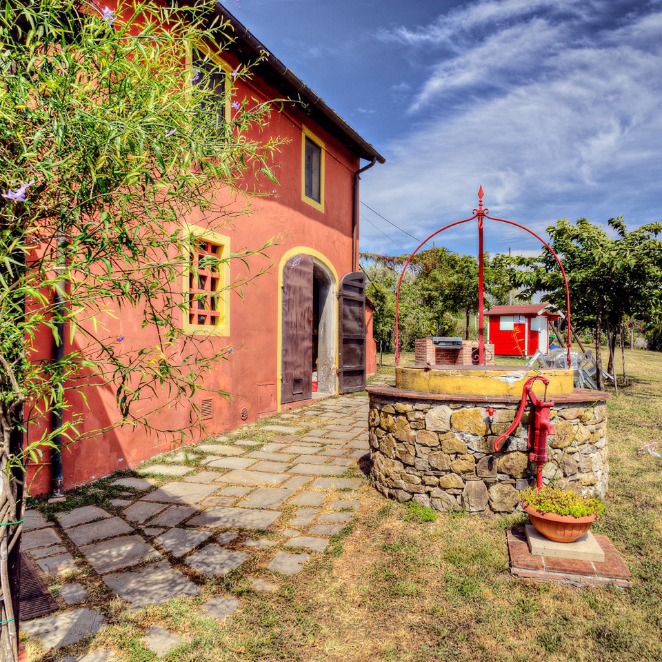 Villa with pool & whirlpol around Lucca