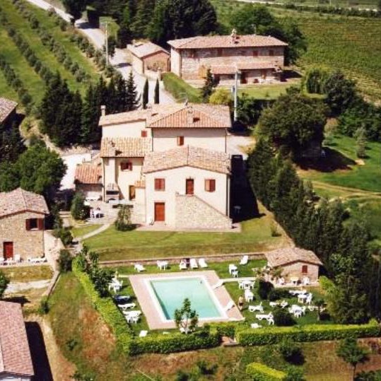 Agriturismo con terme, cavalli e gastronomia