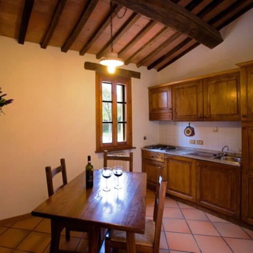 Farmhouse with natural spa, horses and food