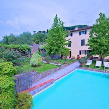 Villa close to Lucca panorama & pool