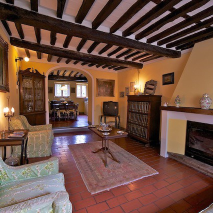 Villa close to Lucca panorama & pool