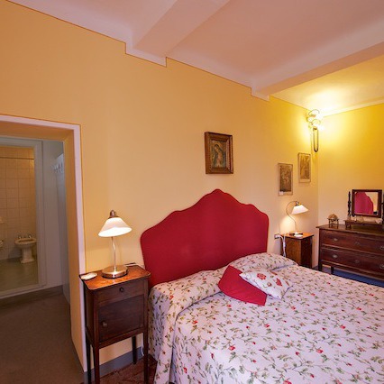 Villa close to Lucca panorama & pool