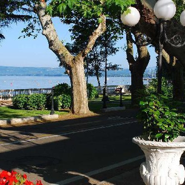 Villa con piscina coperta sul Lago di Bolsena