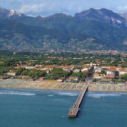 Sailing in Viareggio looking for dolphins