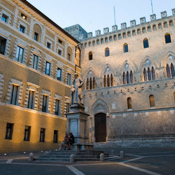 Three days guided tour in the medieval Siena