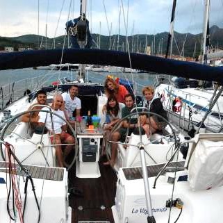 Pesca d'altura in barca a vela a Livorno