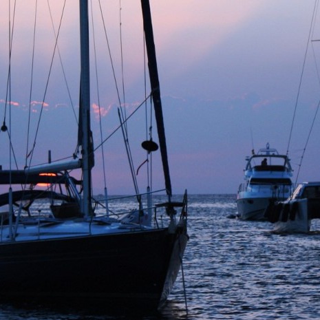 Pesca d'altura in barca a vela a Livorno