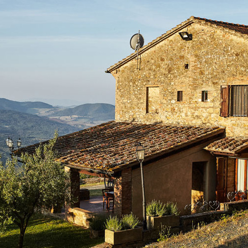 Residenza d'epoca e casali nella Valdelsa