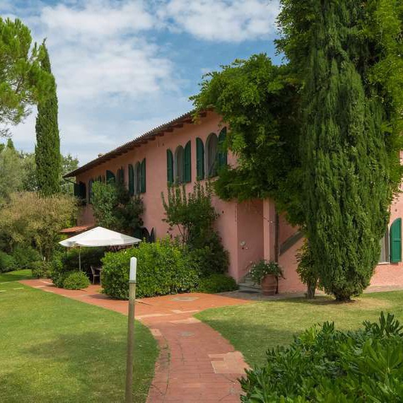 Farmhouse in the heart of Tuscany