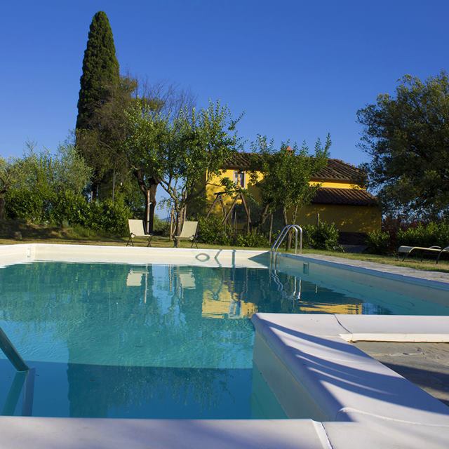 Country house &pool in Pistoia close Florence