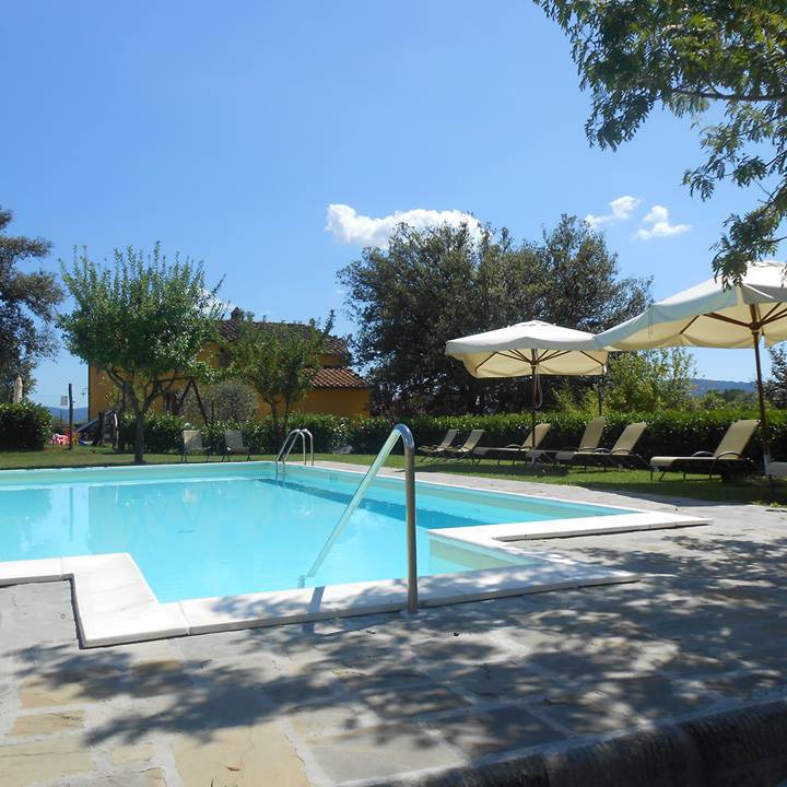 Agriturismo & piscina campagna pistoiese