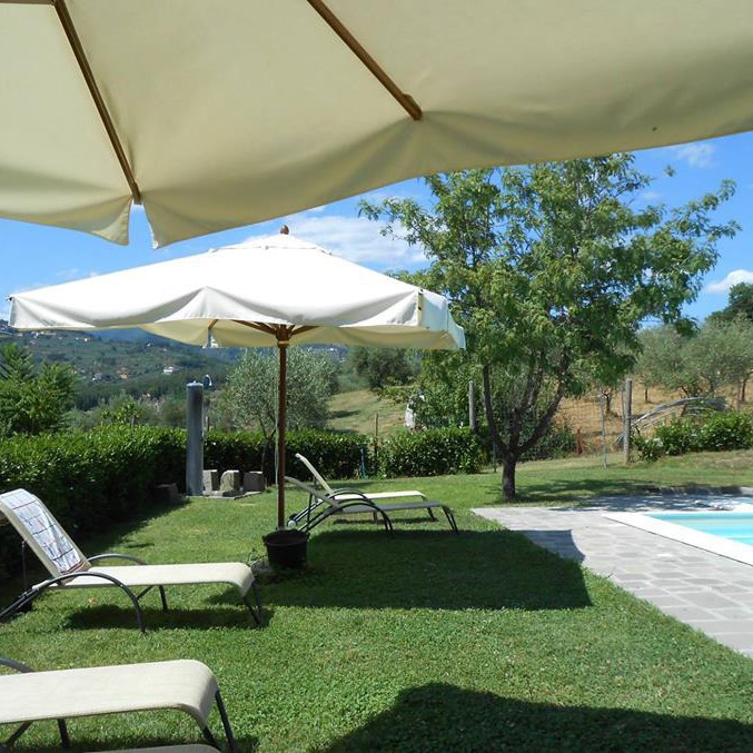 Agriturismo & piscina campagna pistoiese