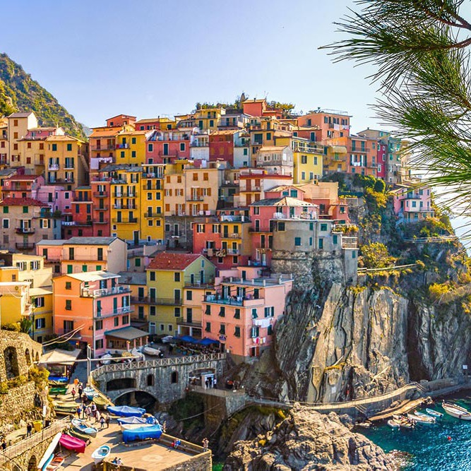 Private sailing boat tours Cinque Terre